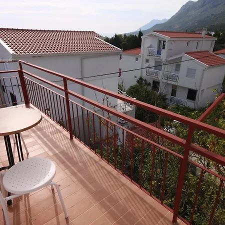 Apartment With A Parking Space Gradac, Makarska - 6820 Gradac (Split-Dalmatia)