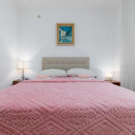 With Parking Space - Makarska - 6820