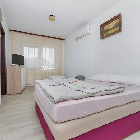 With Parking Space - Makarska - 6820 * Gradac (Split-Dalmatia)