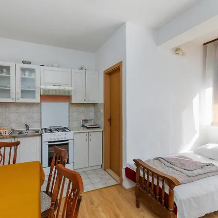 Lejlighed With Parking Space - Makarska - 6820 Gradac (Split-Dalmatia)