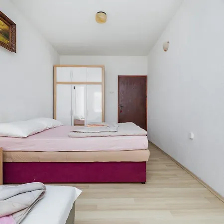 Lejlighed With Parking Space - Makarska - 6820 Gradac (Split-Dalmatia)