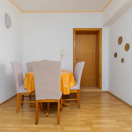With Parking Space - Makarska - 6820 * Gradac (Split-Dalmatia)